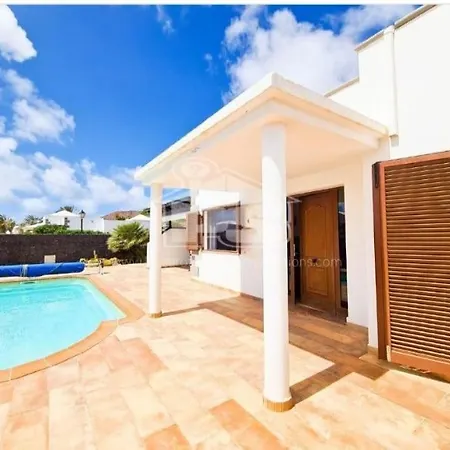 Luxury 4 Bed Central Playa Blanca Villa Playa Blanca (Lanzarote)